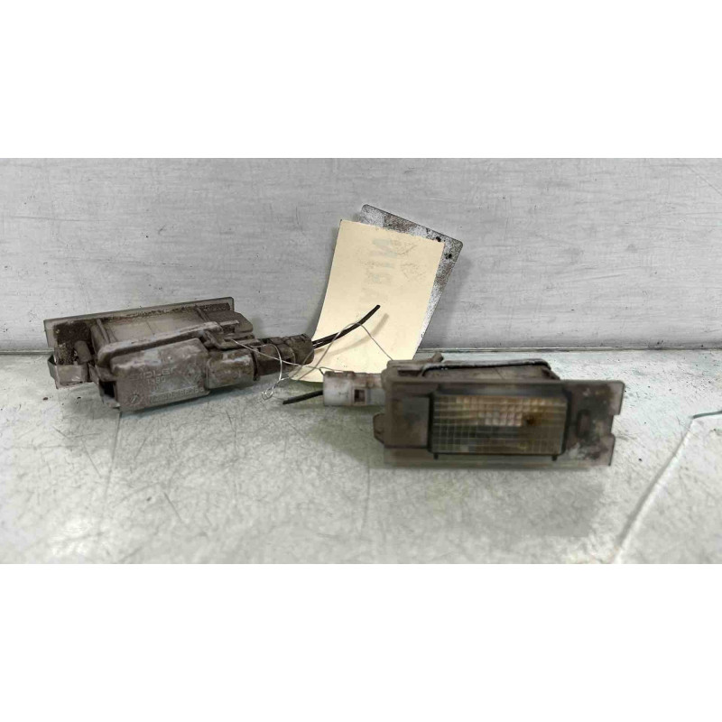 Eclairage de plaque RENAULT CLIO 3 Photo n°2