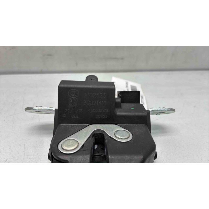 Serrure de coffre OPEL CORSA E Photo n°2