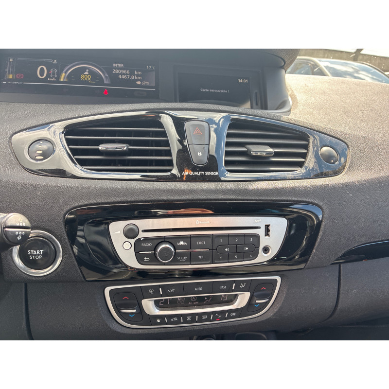 Volant RENAULT GRAND SCENIC 3 Photo n°20