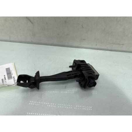 Arret de porte avant gauche BMW X1 U11