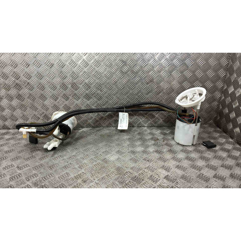Pompe à carburant BMW SERIE 3 E90 Photo n°4