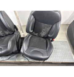 Interieur complet PEUGEOT 208 1