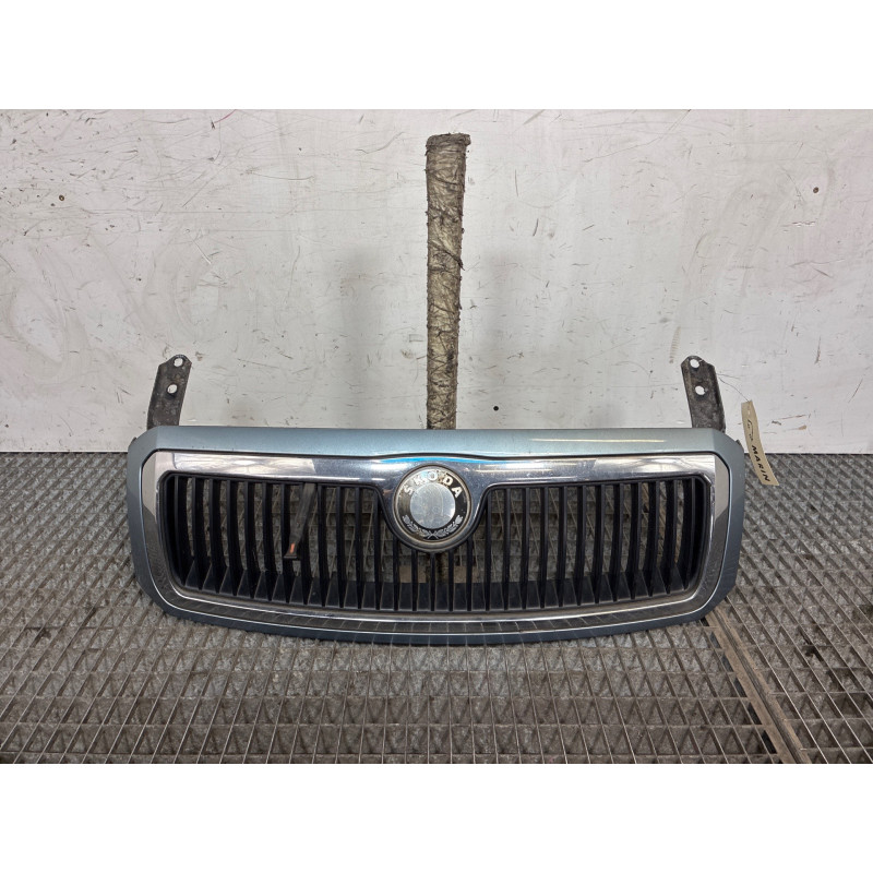 Calandre SKODA FABIA 1 Photo n°1