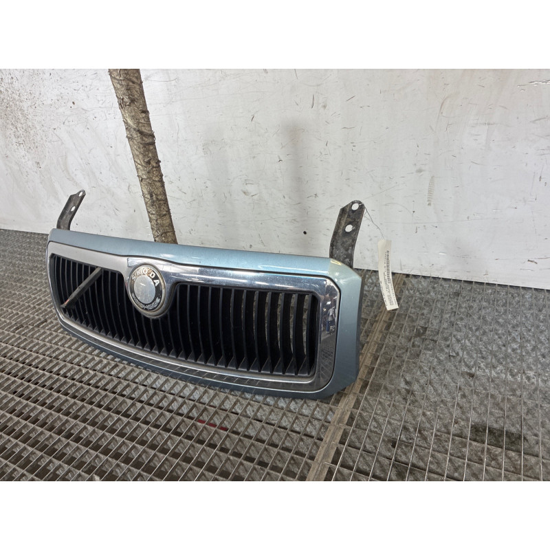 Calandre SKODA FABIA 1 Photo n°3