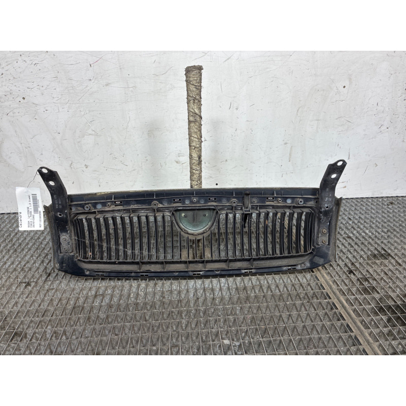 Calandre SKODA FABIA 1 Photo n°4
