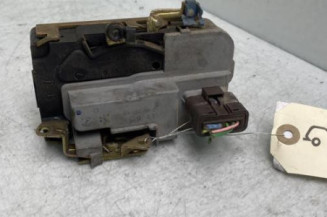 Serrure avant droit CITROEN BERLINGO 1