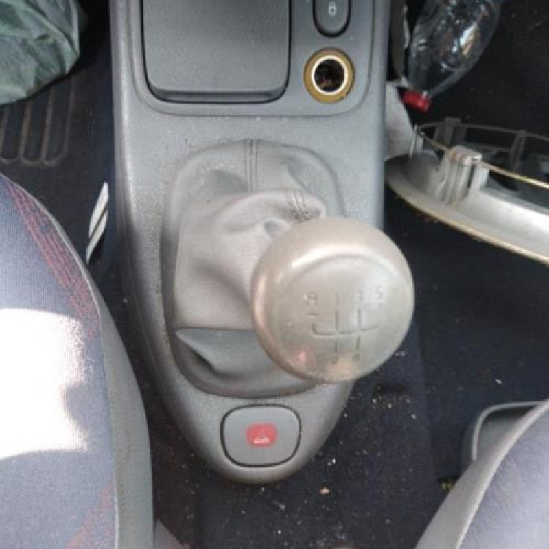 Serrure arriere gauche RENAULT CLIO 2 Photo n°10