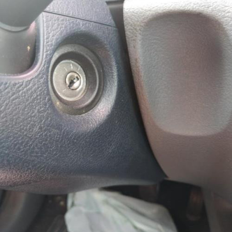 Serrure arriere gauche RENAULT CLIO 2 Photo n°13