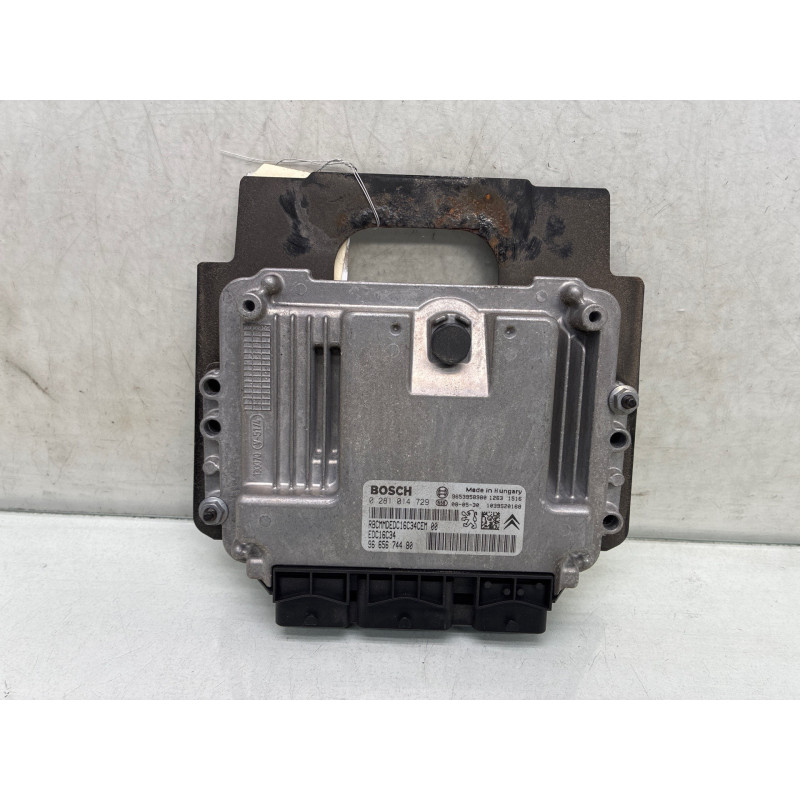 Calculateur moteur CITROEN C4 GRAND PICASSO 1 Photo n°1