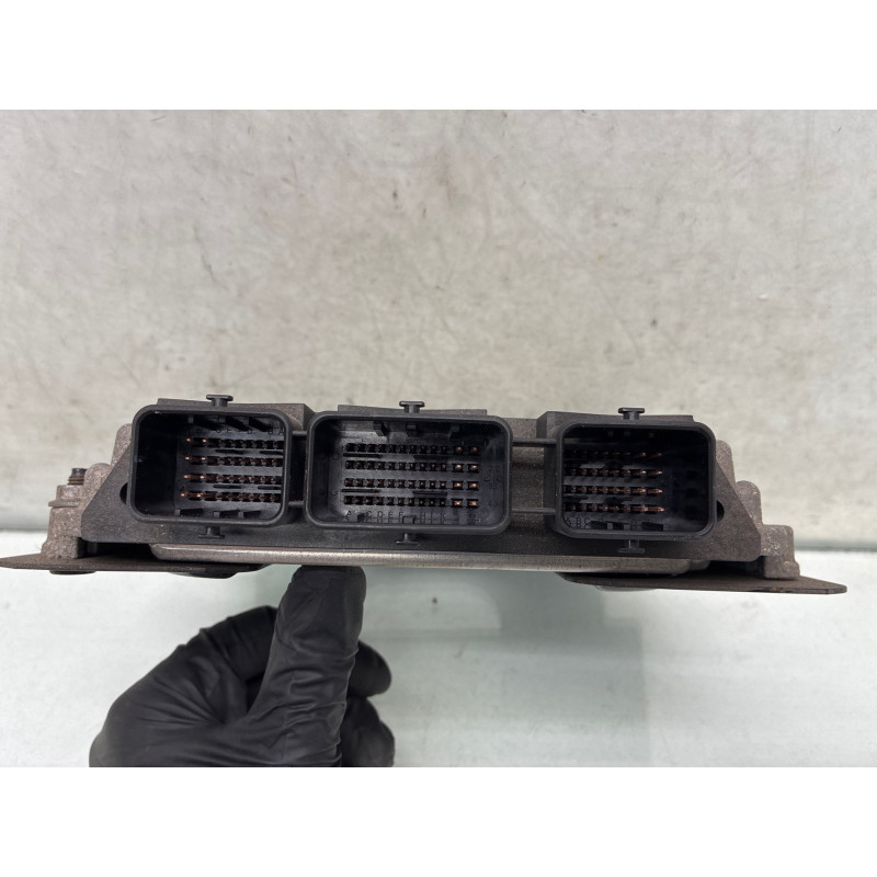 Calculateur moteur CITROEN C4 GRAND PICASSO 1 Photo n°3