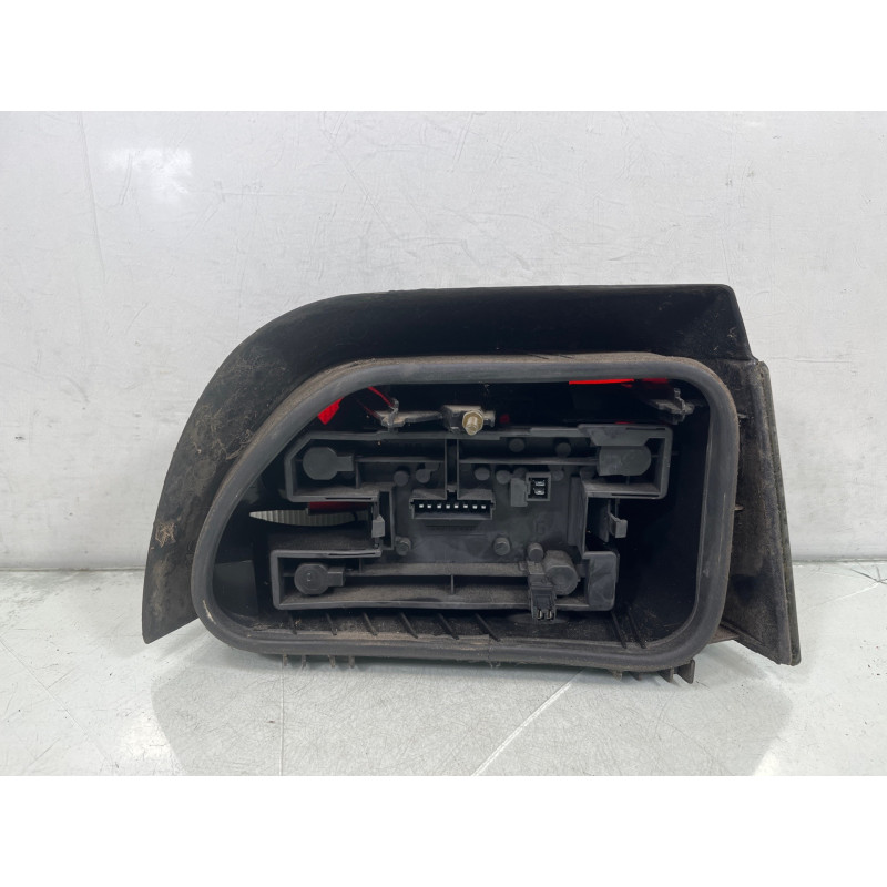 Feu arriere principal gauche (feux) RENAULT CLIO 1 Photo n°5