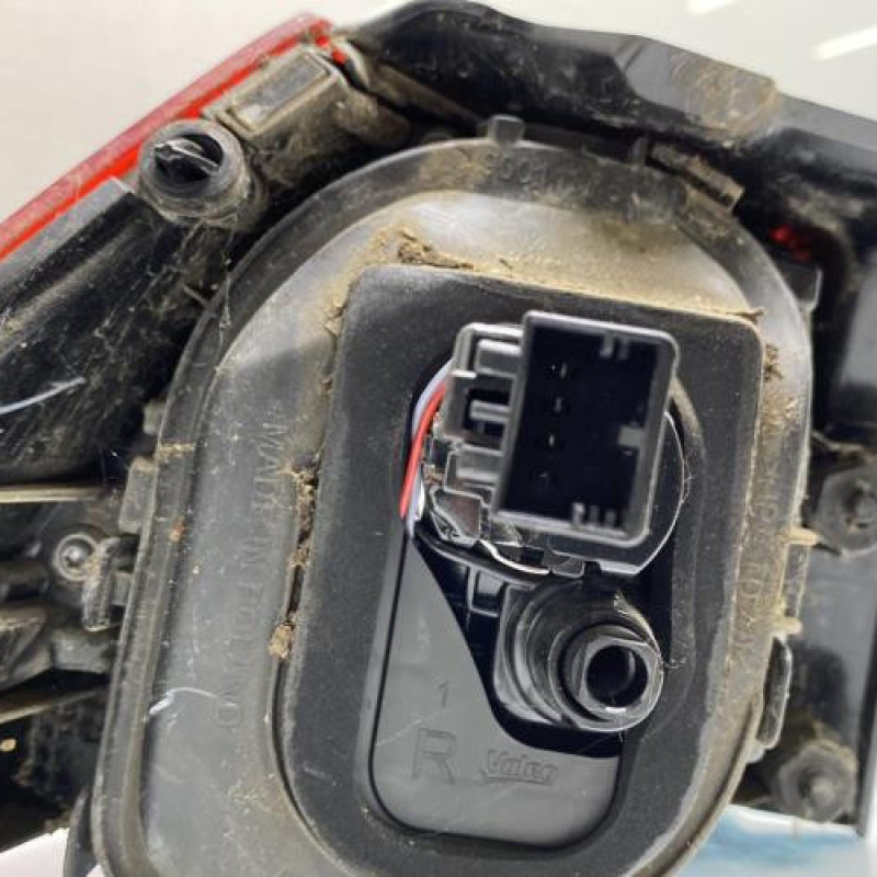 Feu arriere principal droit (feux) VOLKSWAGEN GOLF 7 Photo n°3