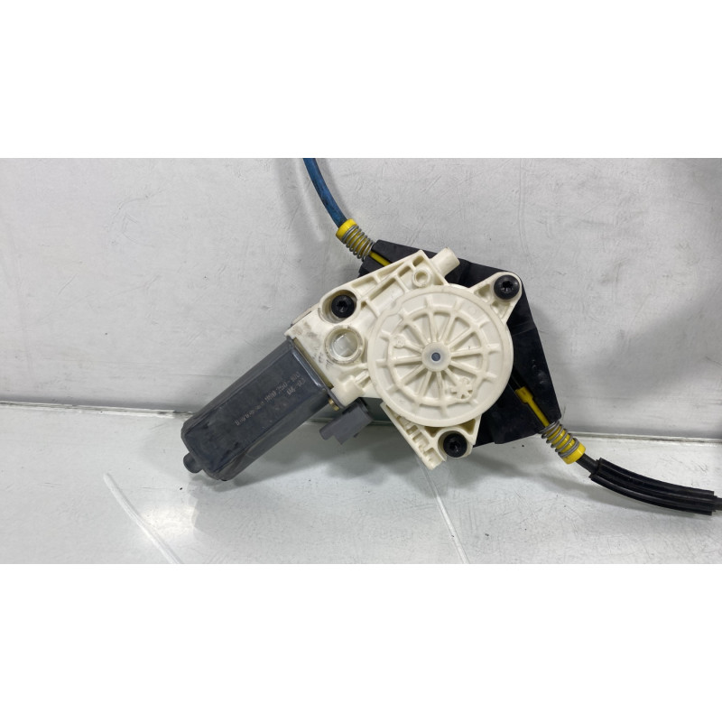 Leve vitre electrique avant gauche PEUGEOT 307 Photo n°5