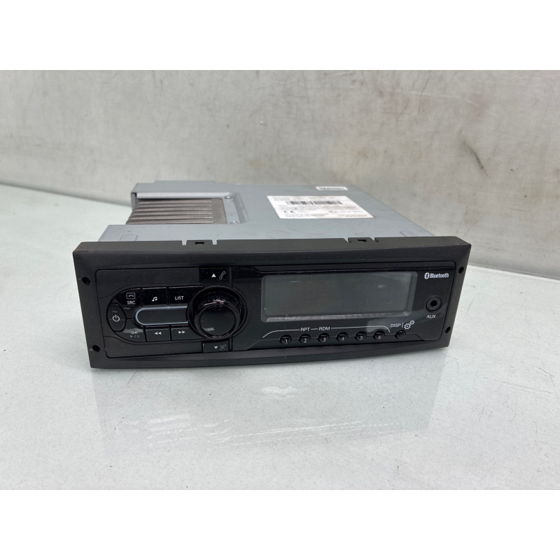 Autoradio d'origine PEUGEOT 208 1 Photo n°4