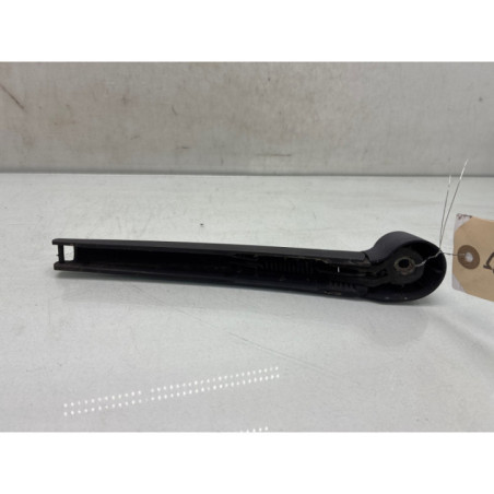 Bras essuie glace arriere VOLKSWAGEN PASSAT 5