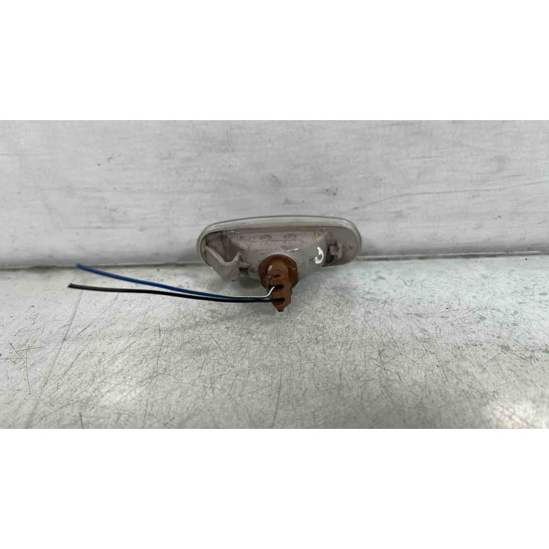 Repetiteur clignotant avant gauche (Feux) FIAT GRANDE PUNTO Photo n°1