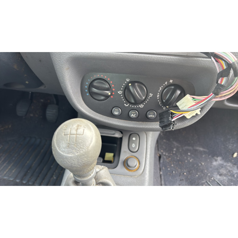 Commande chauffage RENAULT CLIO 2 Photo n°19