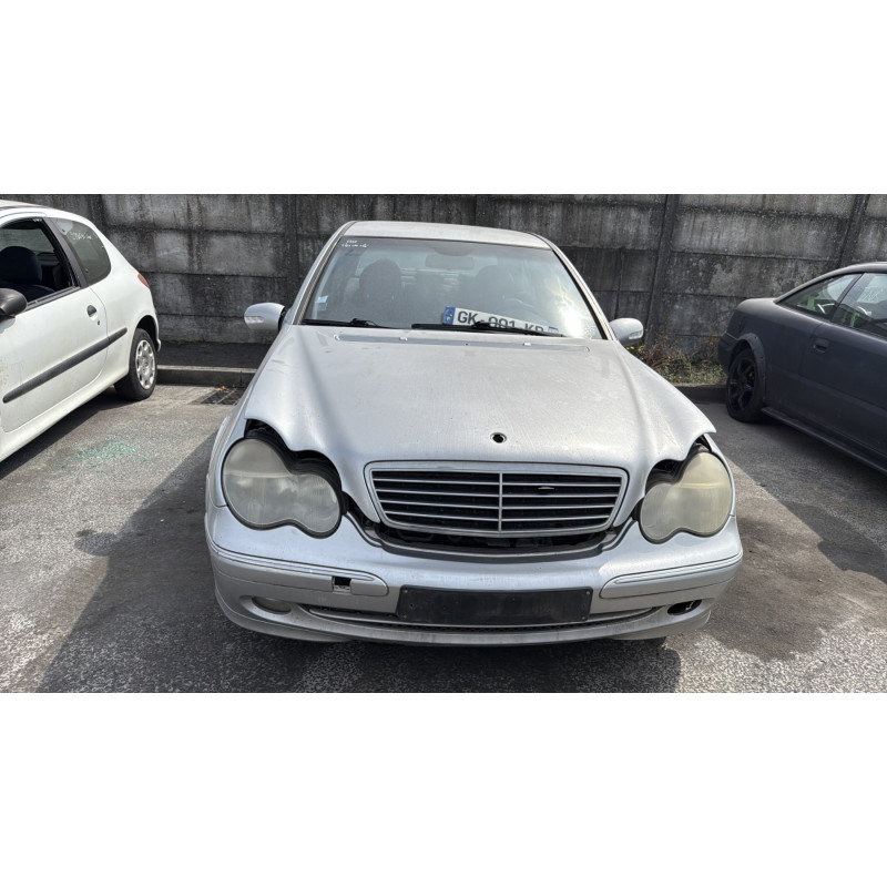 Pare choc arriere MERCEDES CLASSE C 203 Photo n°14