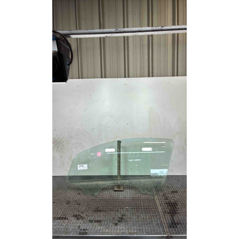 Vitre avant gauche OPEL CORSA E Photo n°2
