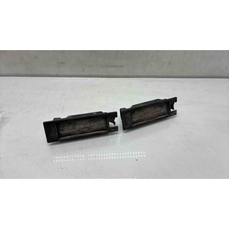 Eclairage de plaque OPEL CORSA E Photo n°1