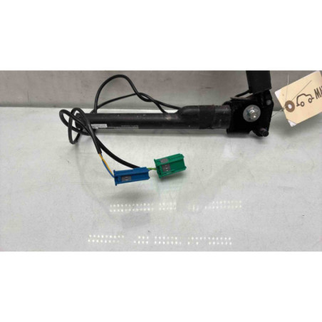 Pretensionneur de ceinture avant gauche OPEL CORSA E Photo n°1