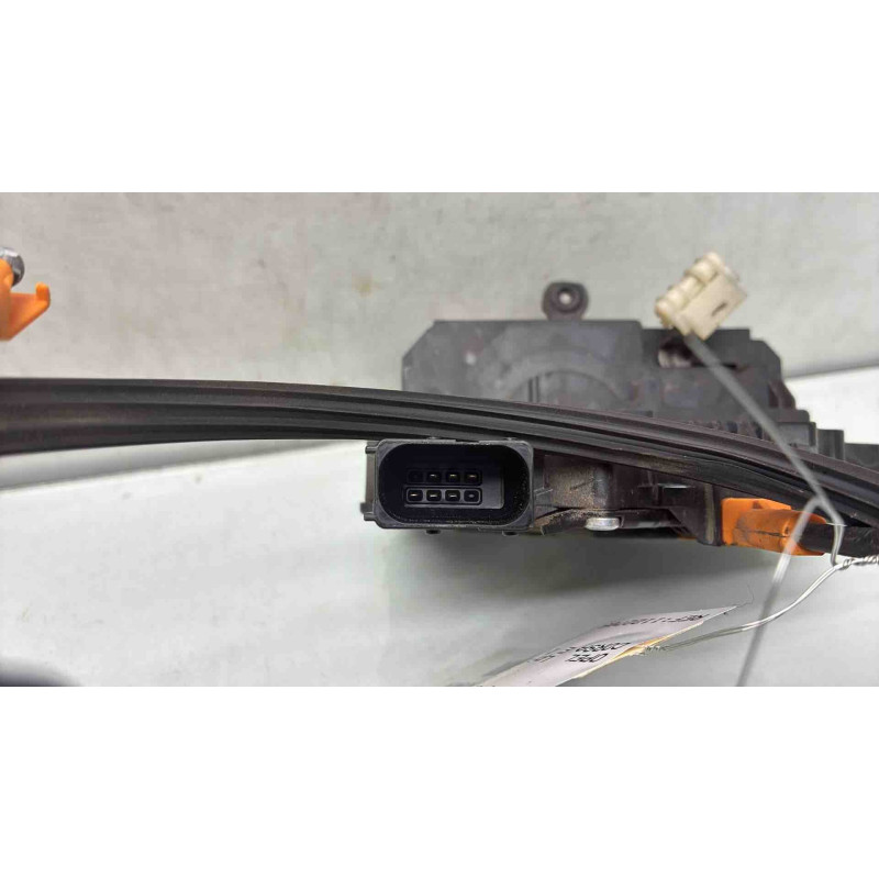 Serrure avant gauche OPEL CORSA E Photo n°2