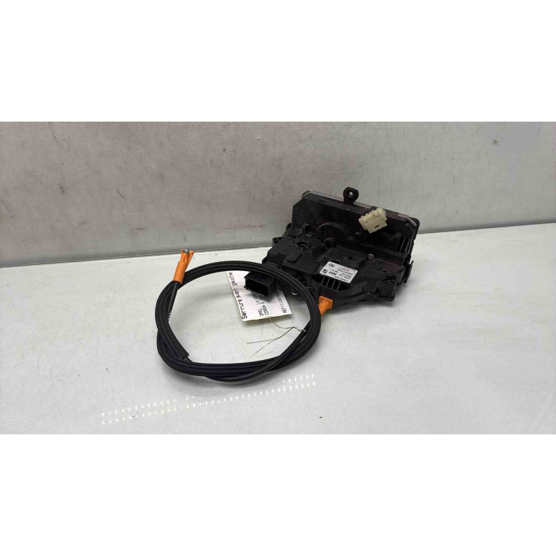 Serrure avant gauche OPEL CORSA E Photo n°4