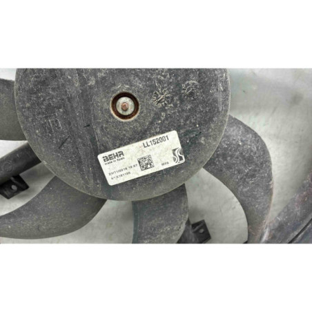 Moto ventilateur radiateur OPEL CORSA E
