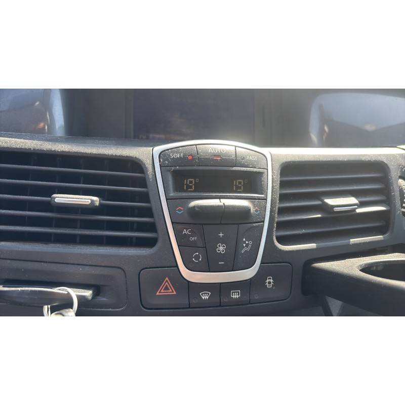 Boitier UCH RENAULT LAGUNA 3 Photo n°20