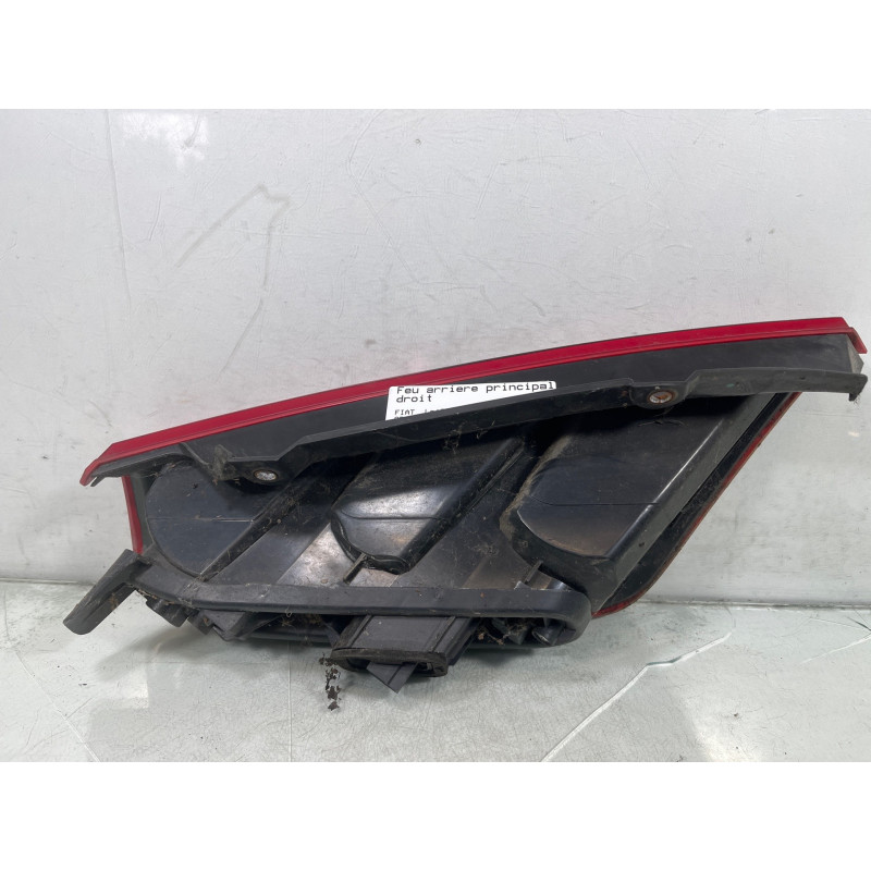 Feu arriere principal droit (feux) FIAT GRANDE PUNTO Photo n°1