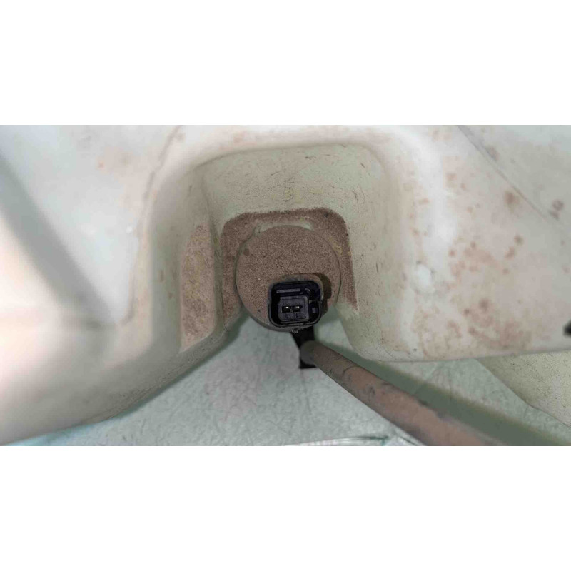 Vase de lave glace RENAULT MASTER 2 Photo n°2