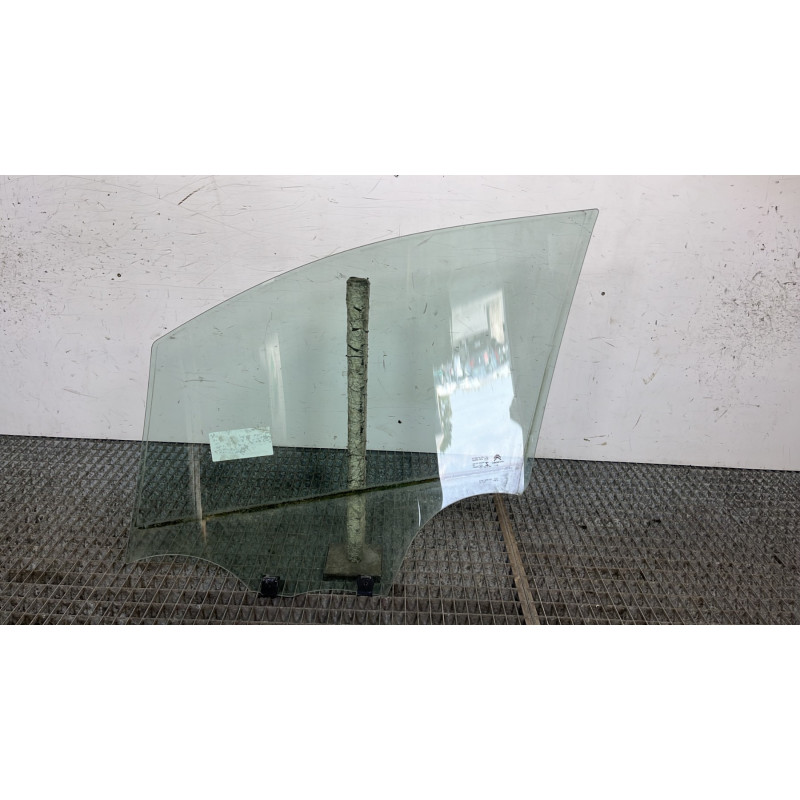 Vitre avant droit CITROEN C3 3 Photo n°4
