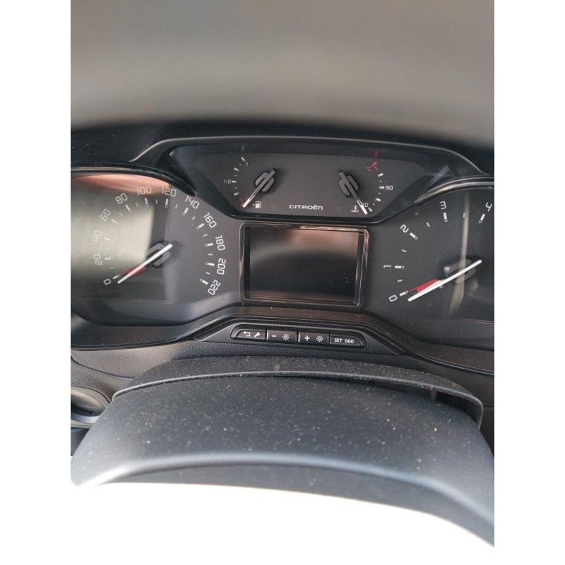Vitre avant droit CITROEN C3 3 Photo n°10
