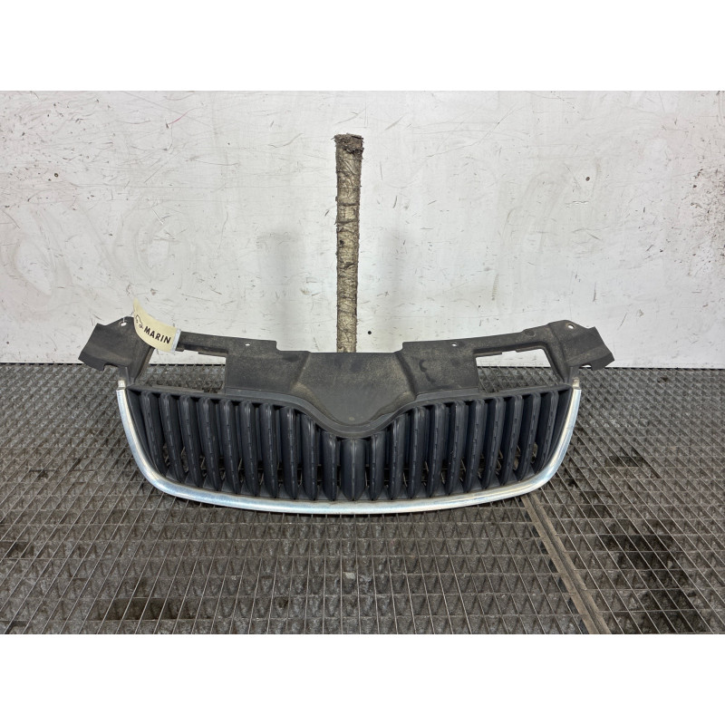 Calandre SKODA FABIA 2 Photo n°4