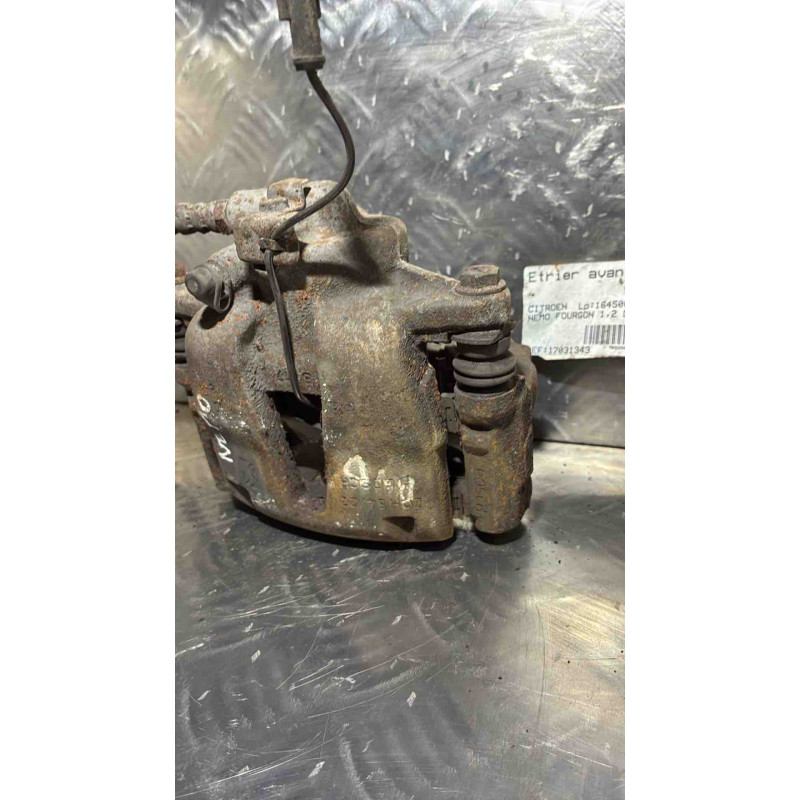 Etrier avant droit (freinage) CITROEN NEMO Photo n°2