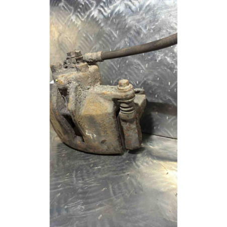 Etrier avant gauche (freinage) TOYOTA COROLLA 10