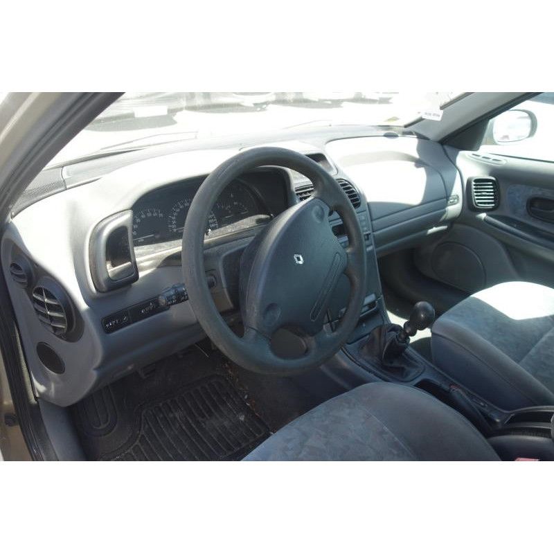 Etrier avant droit (freinage) RENAULT LAGUNA 1 Photo n°9