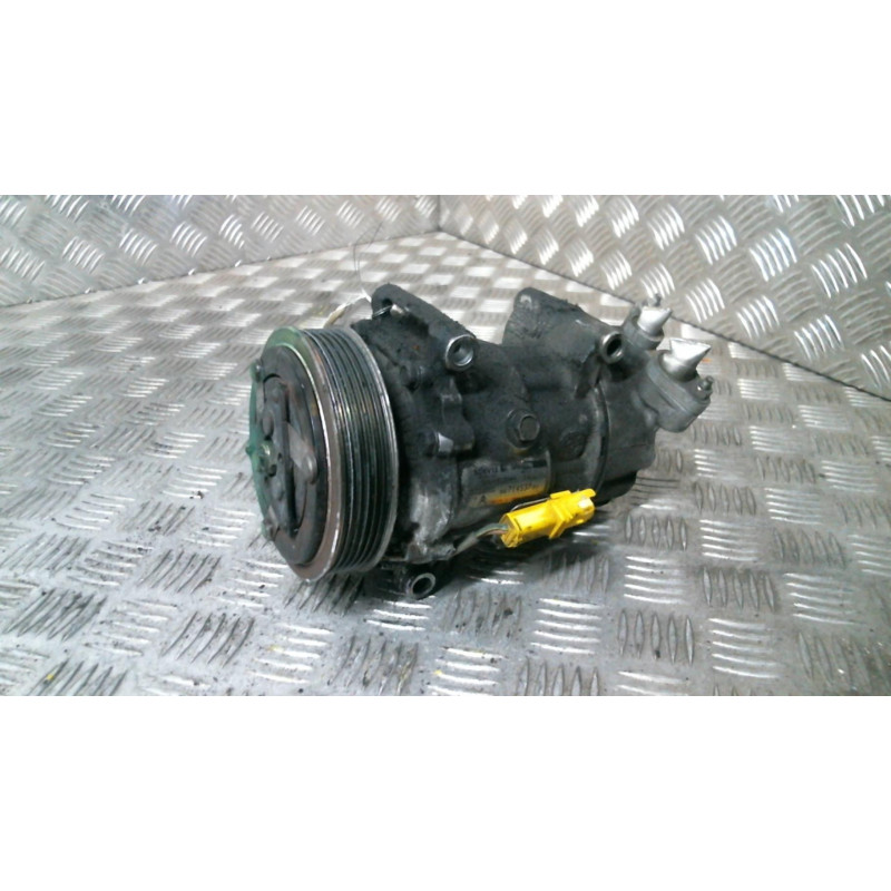 Compresseur clim PEUGEOT 206+ Photo n°2