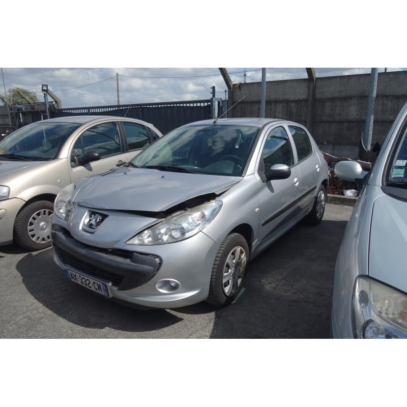 Compresseur clim PEUGEOT 206+ Photo n°4