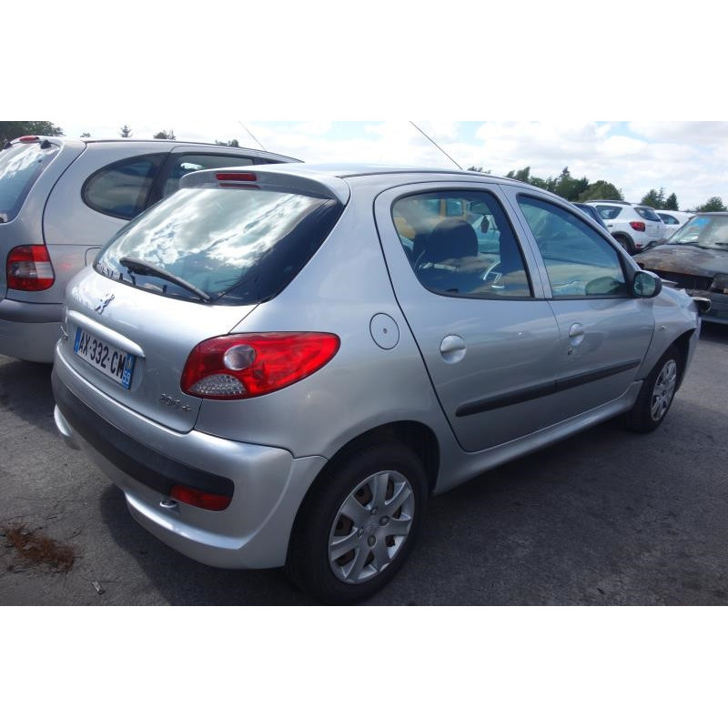 Compresseur clim PEUGEOT 206+ Photo n°5