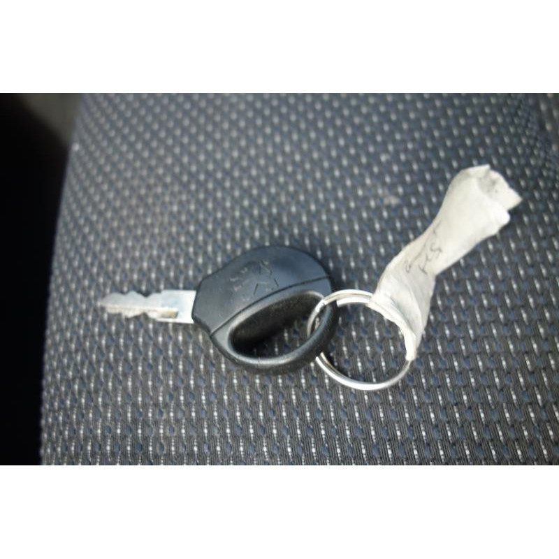 Compresseur clim PEUGEOT 206+ Photo n°6