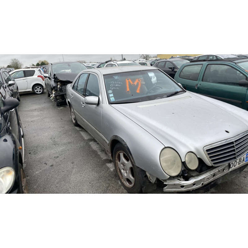 Jante MERCEDES CLASSE E 210 Photo n°9