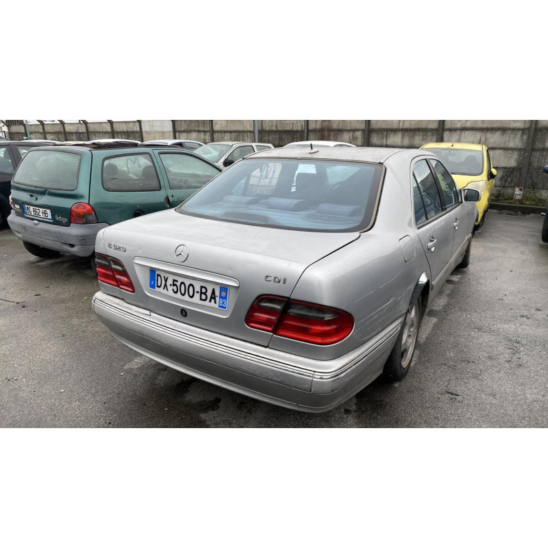 Jante MERCEDES CLASSE E 210 Photo n°11
