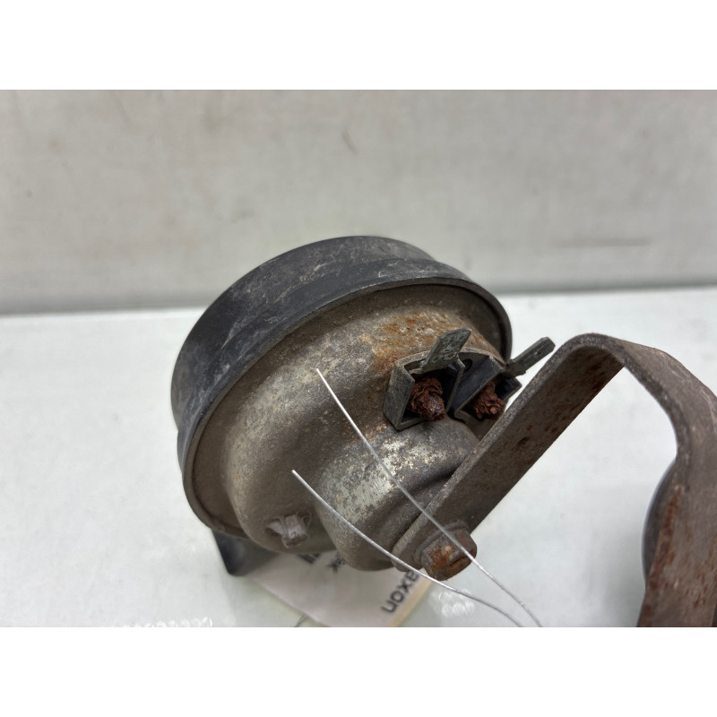 Avertisseur/Klaxon MERCEDES CLASSE E 212 Photo n°1