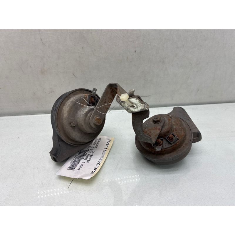 Avertisseur/Klaxon MERCEDES CLASSE E 212 Photo n°4