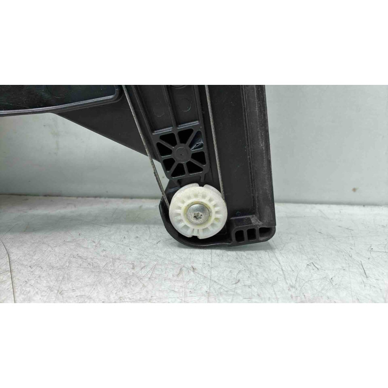 Leve vitre electrique avant gauche CITROEN BERLINGO 3 M Photo n°2