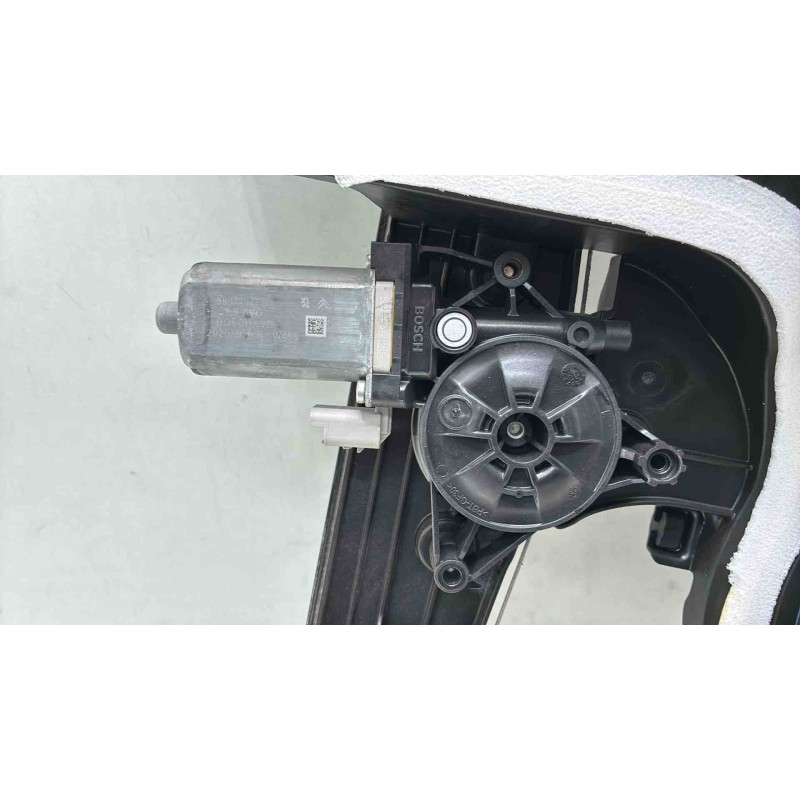 Leve vitre electrique avant gauche CITROEN BERLINGO 3 M Photo n°3