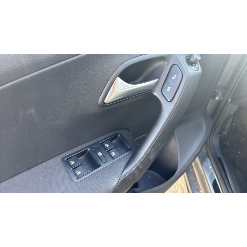 Antenne VOLKSWAGEN POLO 5 Photo n°14