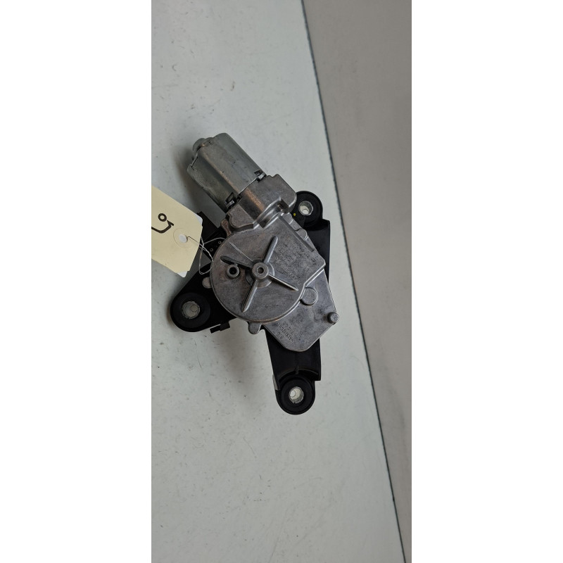 Moteur essuie glace arriere OPEL CORSA F Photo n°1
