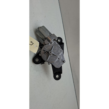 Moteur essuie glace arriere OPEL CORSA F Photo n°1